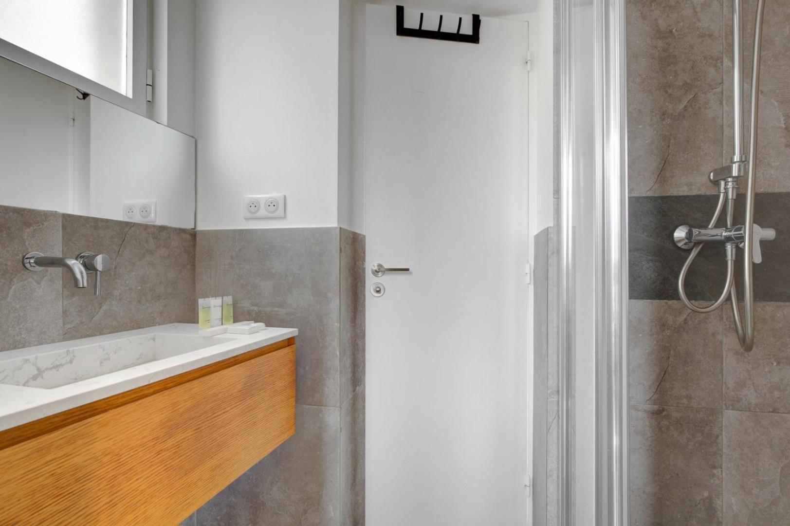 153 Suite Mylene - Superbe Appartement A Paris Exterior photo